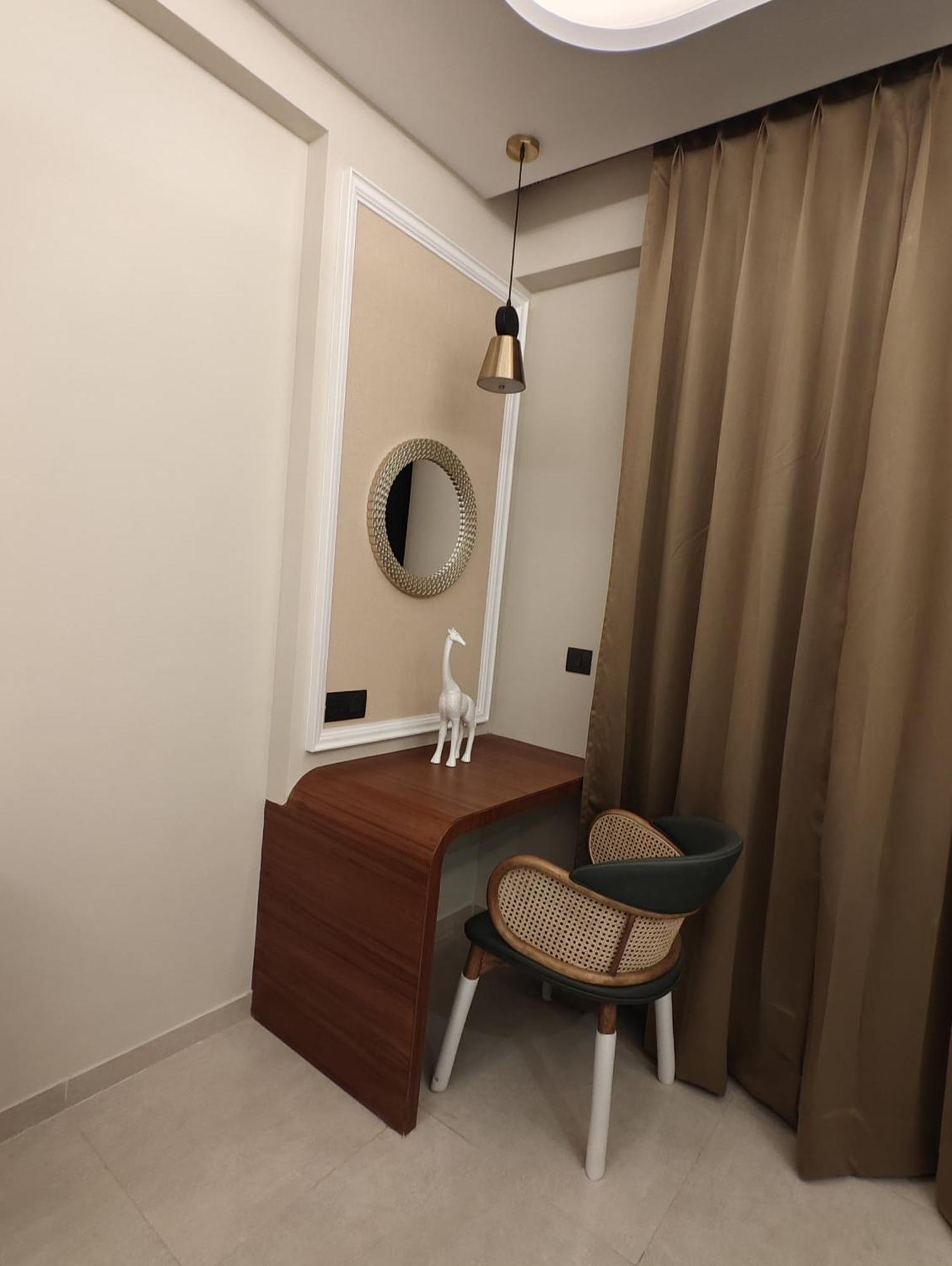 Bed and Breakfast Omaxe Hazratganj , Khusi Mahal Lucknow Zewnętrze zdjęcie