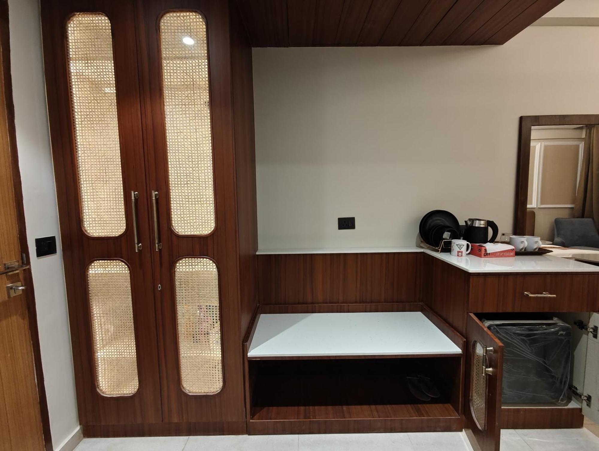 Bed and Breakfast Omaxe Hazratganj , Khusi Mahal Lucknow Zewnętrze zdjęcie